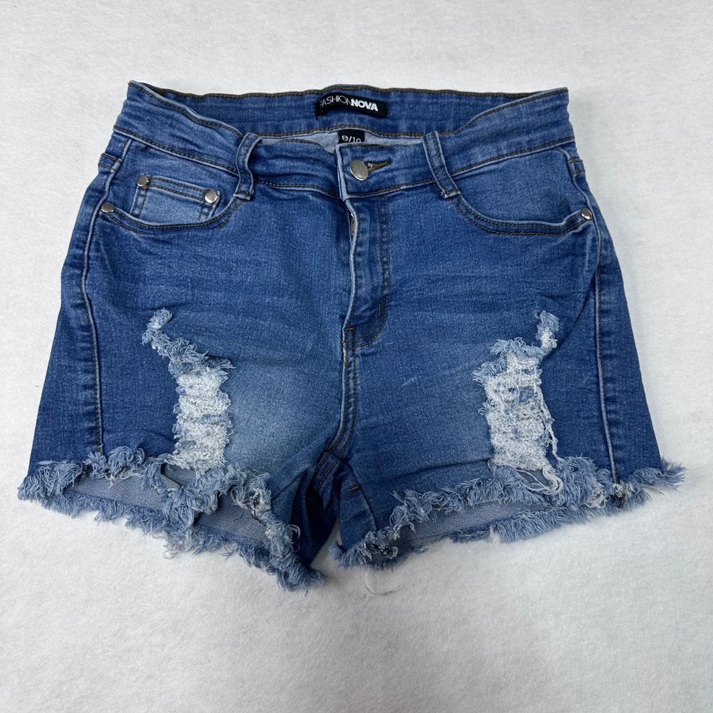 Fashion Nova Denim Shorts Juniors 9/10 Blue Excellent‎ Distressed Frayed Hem